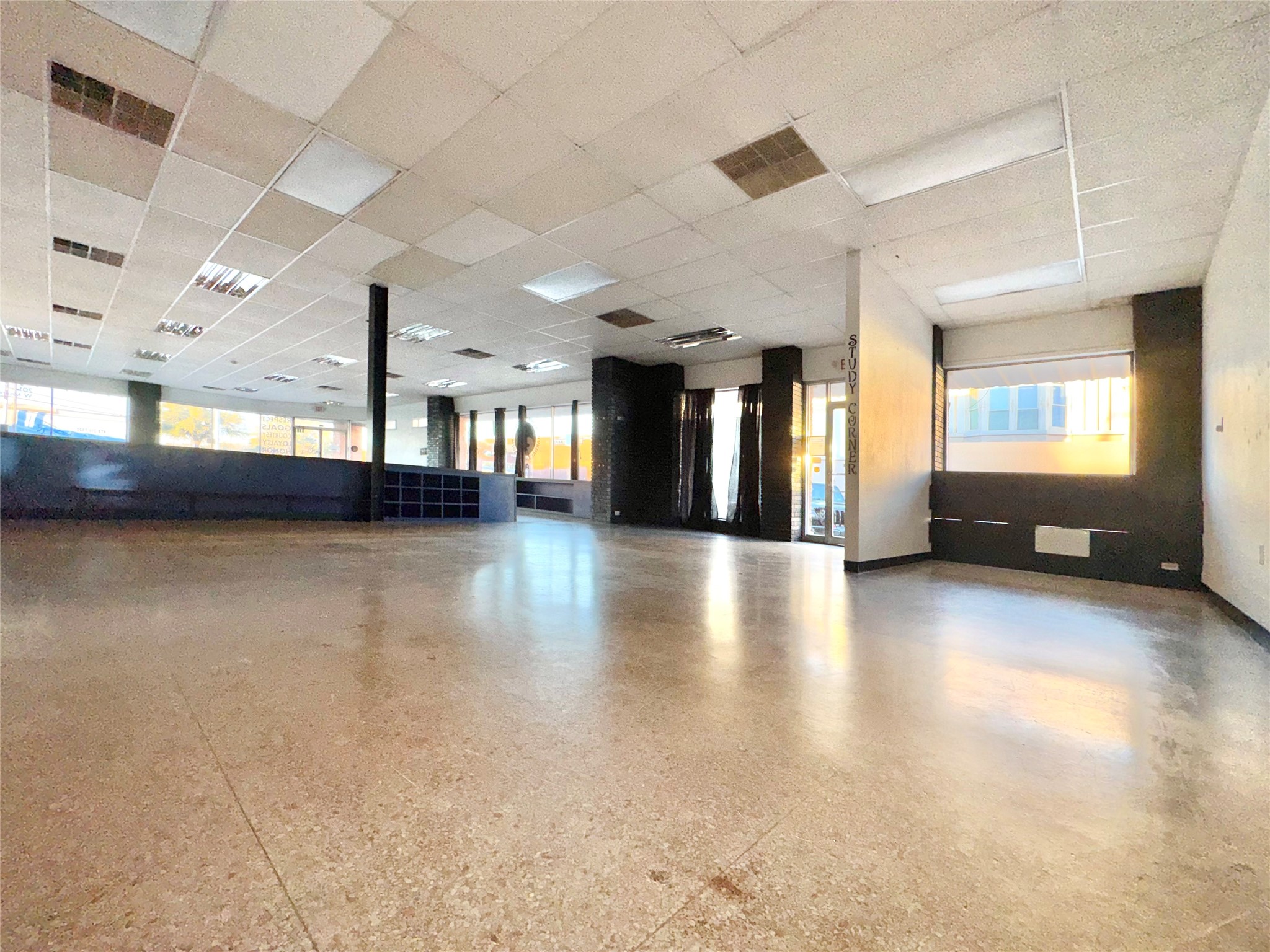 201 W Moore Avenue Terrell TX 75160