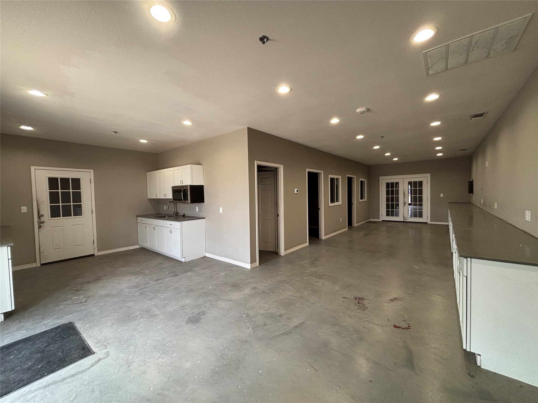 1635 N Fm 156 Ponder TX 76259