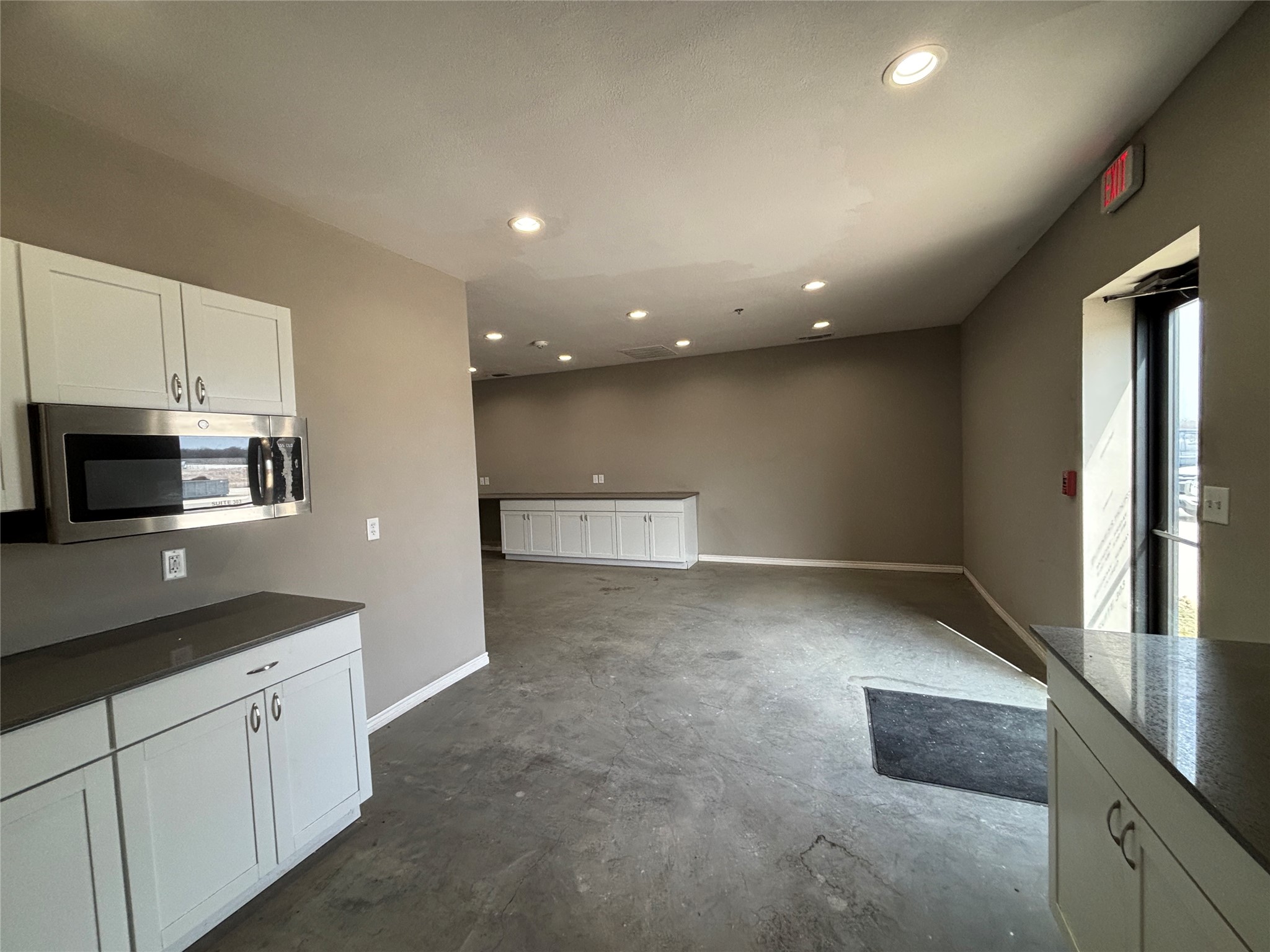 1635 N Fm 156 Ponder TX 76259