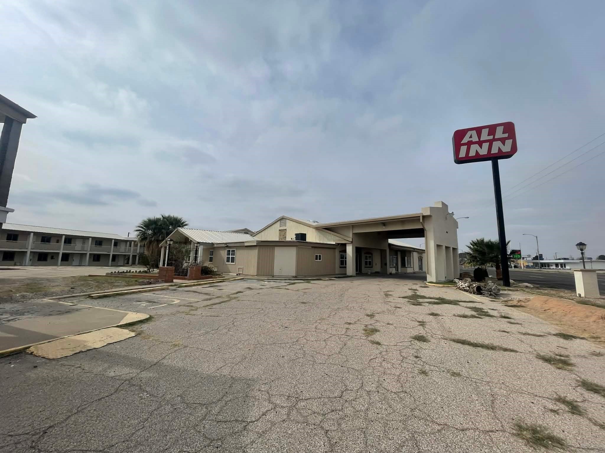 800 E Dickinson Fort Stockton TX 79735