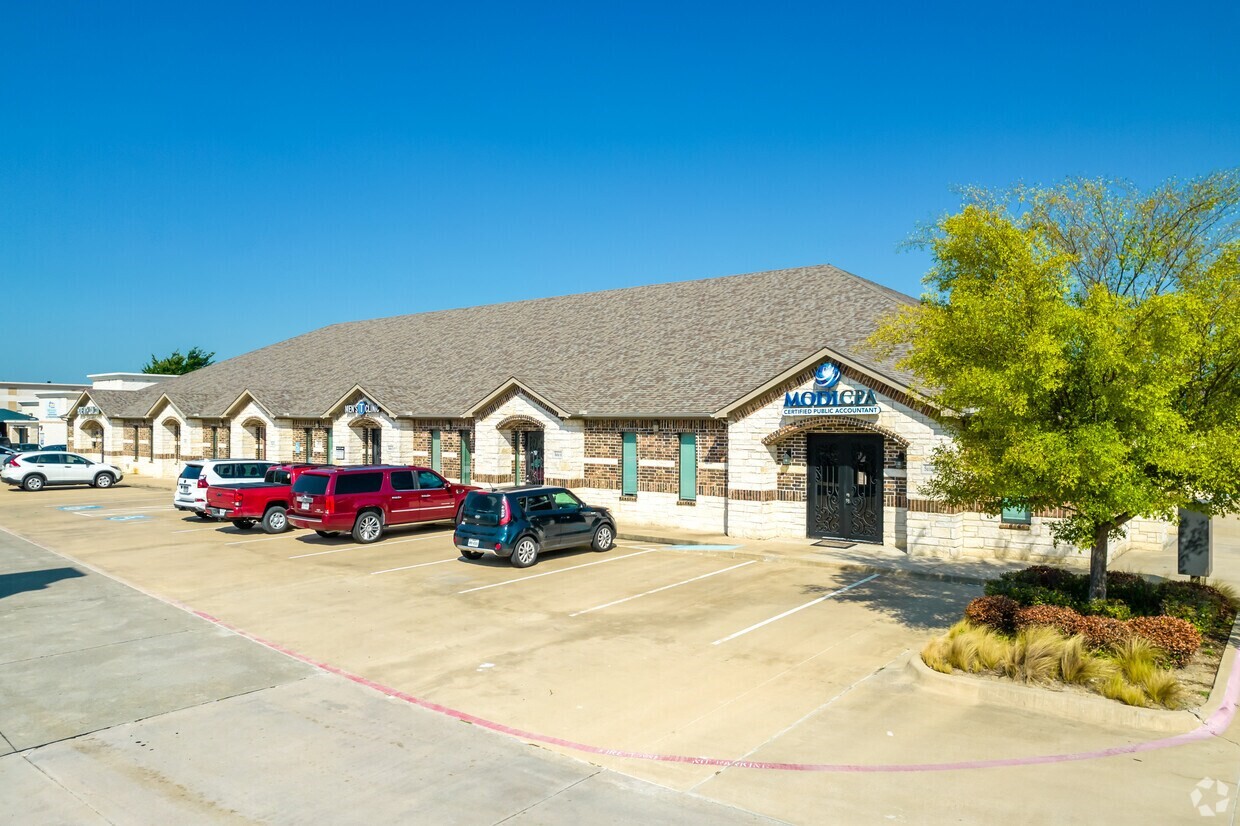 4815 State Highway 121 The Colony TX 75056