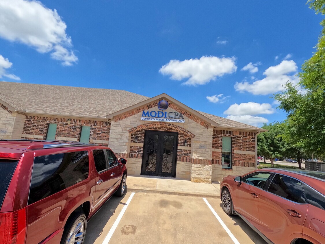 4815 State Highway 121 The Colony TX 75056