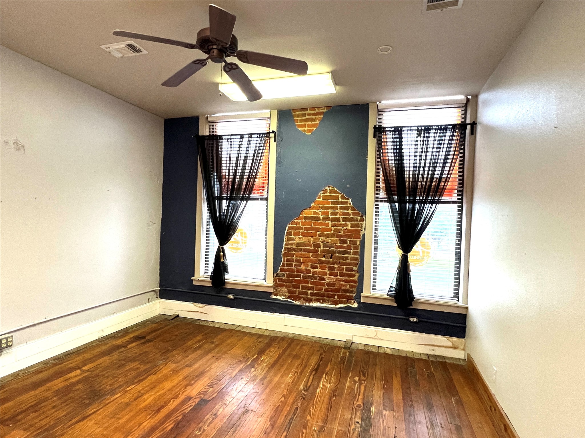 105 S Travis Street Sherman TX 75090
