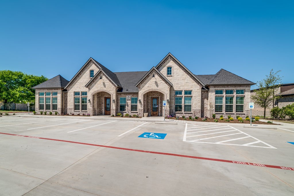 2591 N Highway 77 Highway N Waxahachie TX 75165