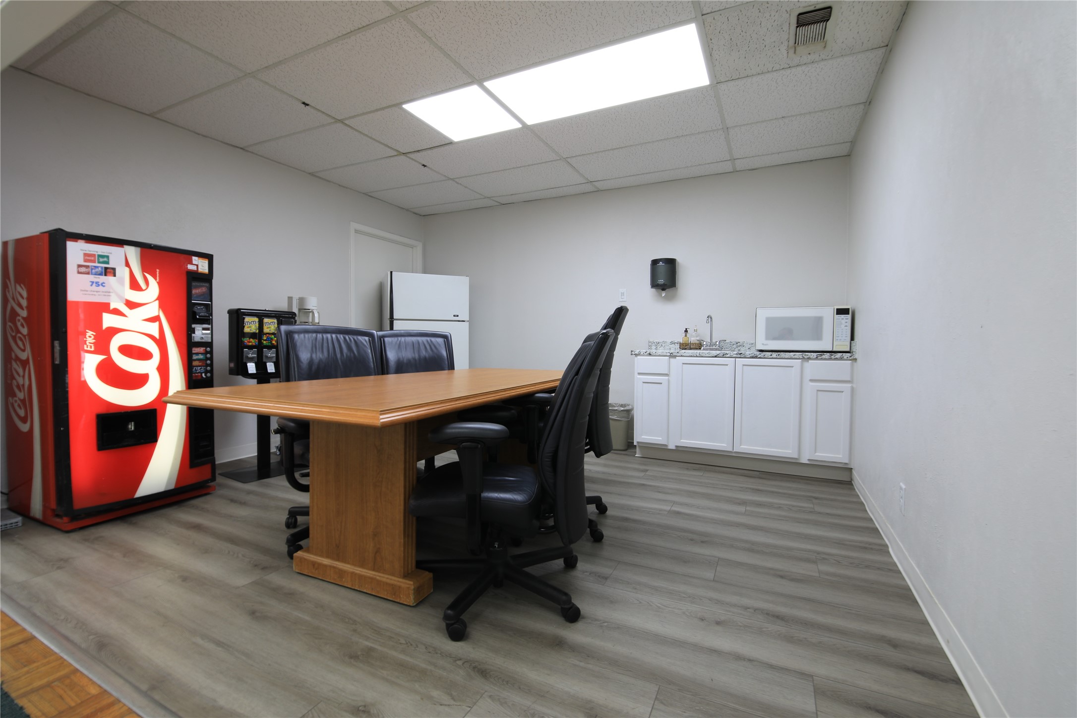 3600 W Pioneer Parkway Pantego TX 76013