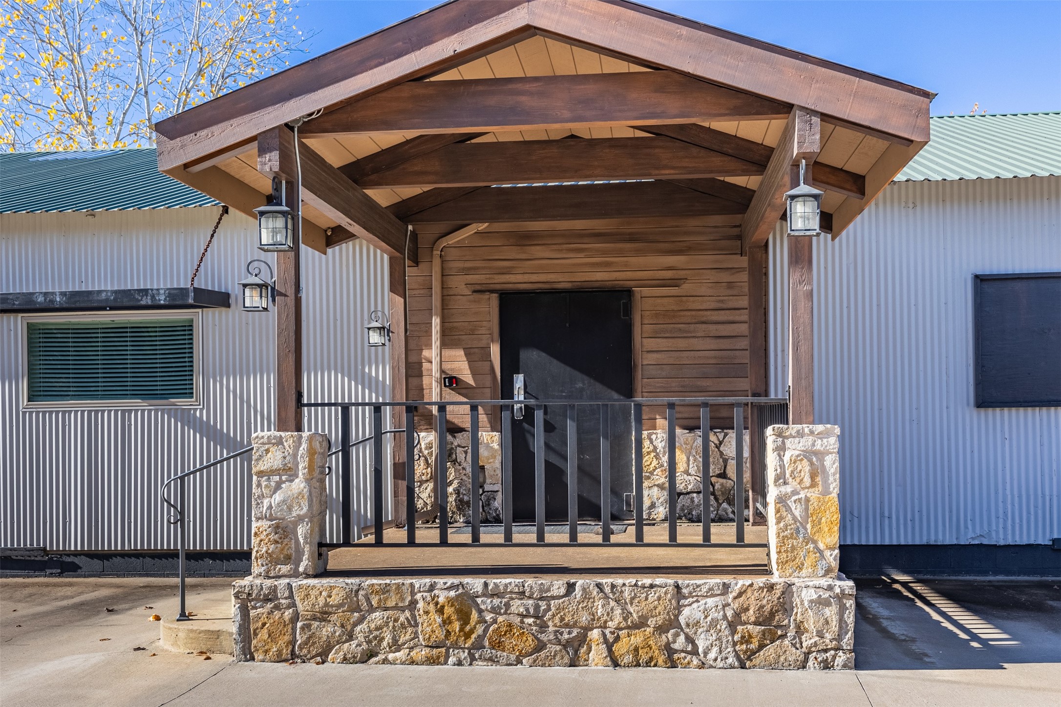 1024 S First Street Sherman TX 75090