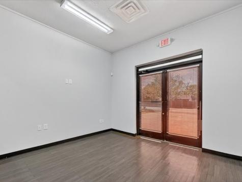 3413 Herring Avenue Irving TX 75061