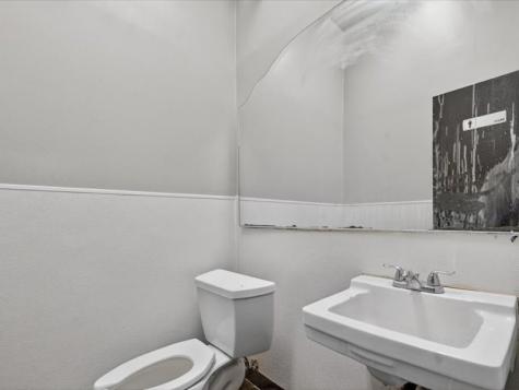3413 Herring Avenue Irving TX 75061