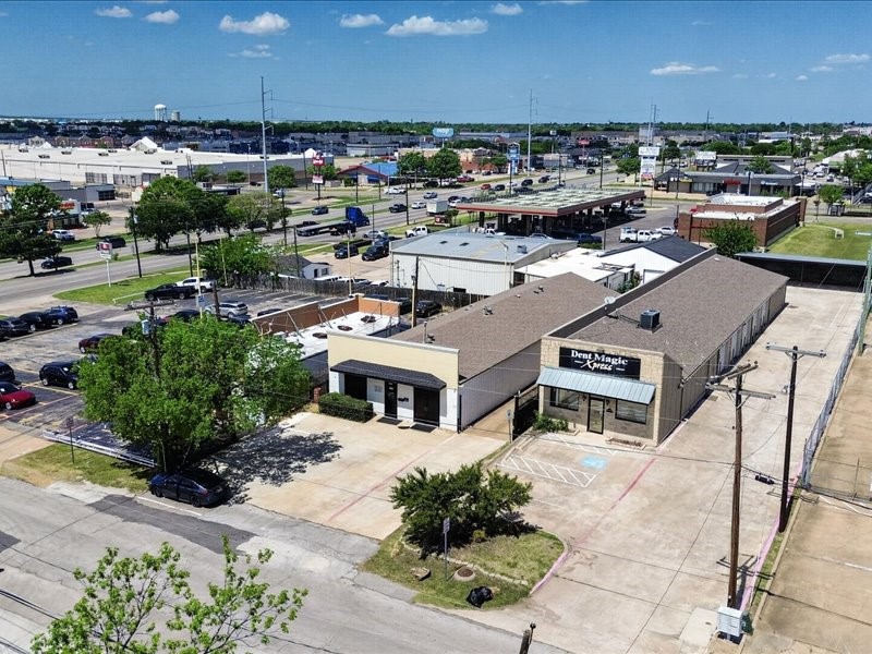 3413 Herring Avenue Irving TX 75061