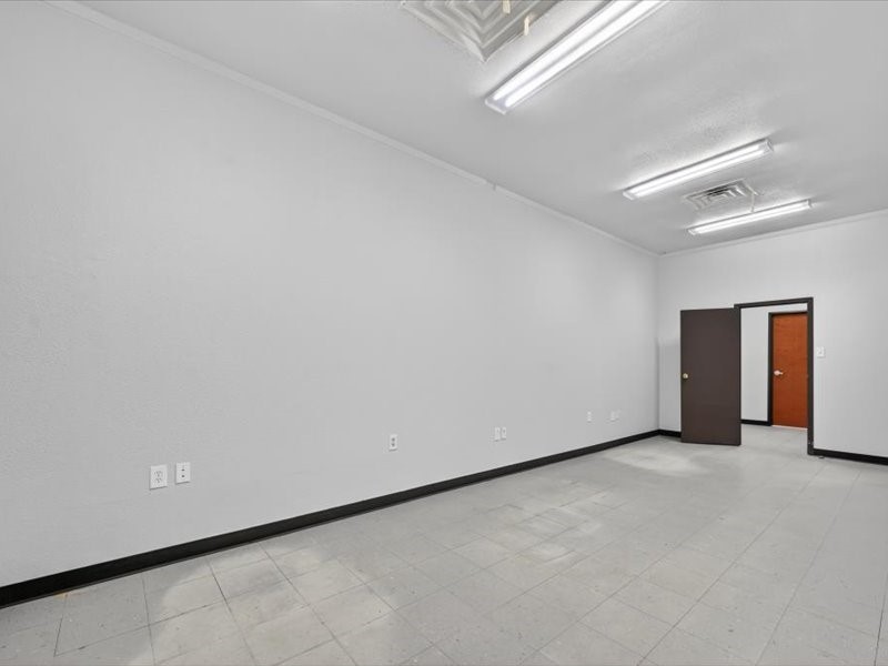 3413 Herring Avenue Irving TX 75061