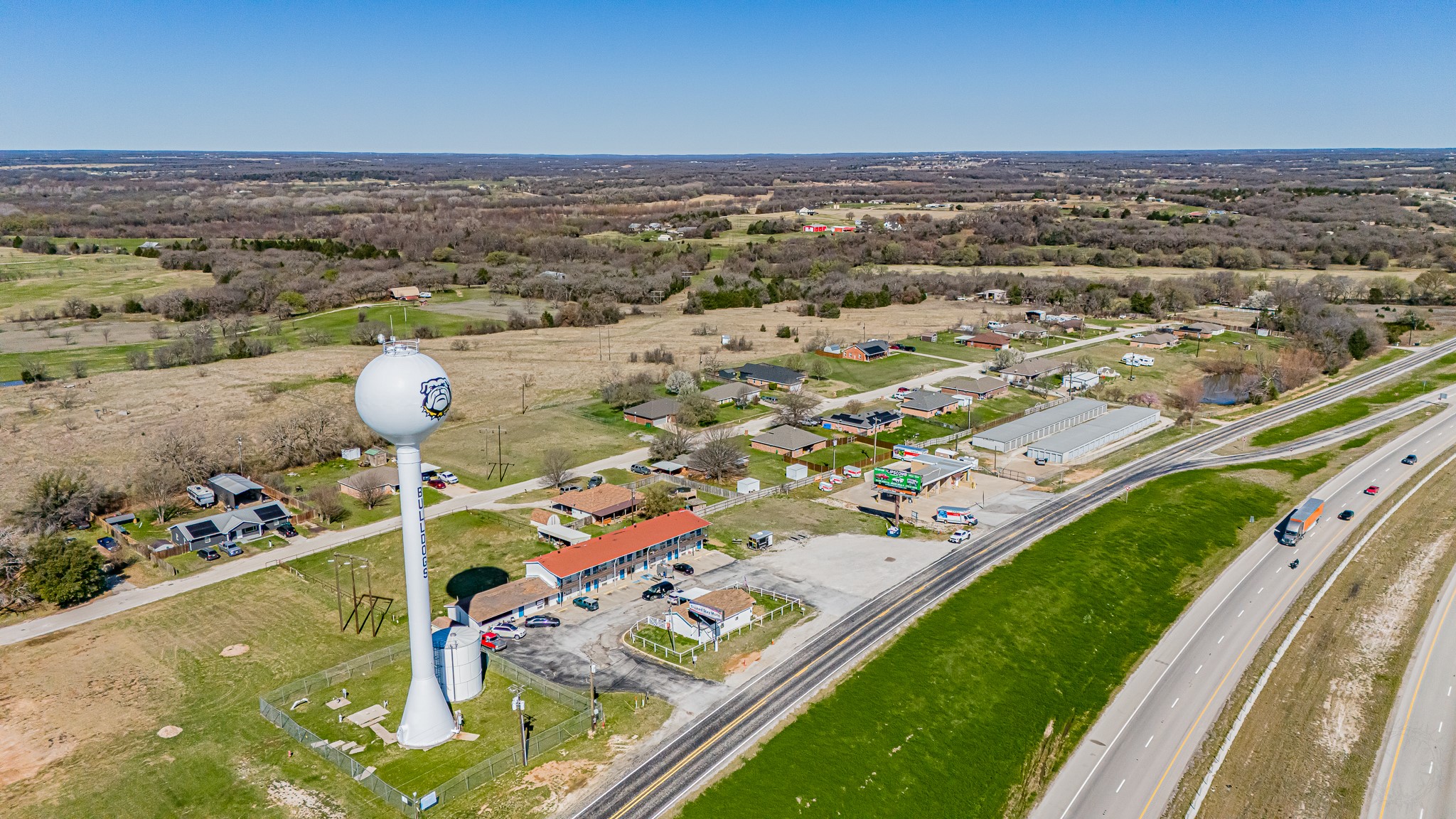 1157 W Bypass 287 Alvord TX 76255