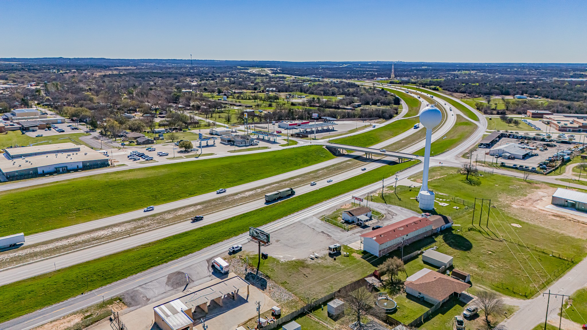 1157 W Bypass 287 Alvord TX 76255