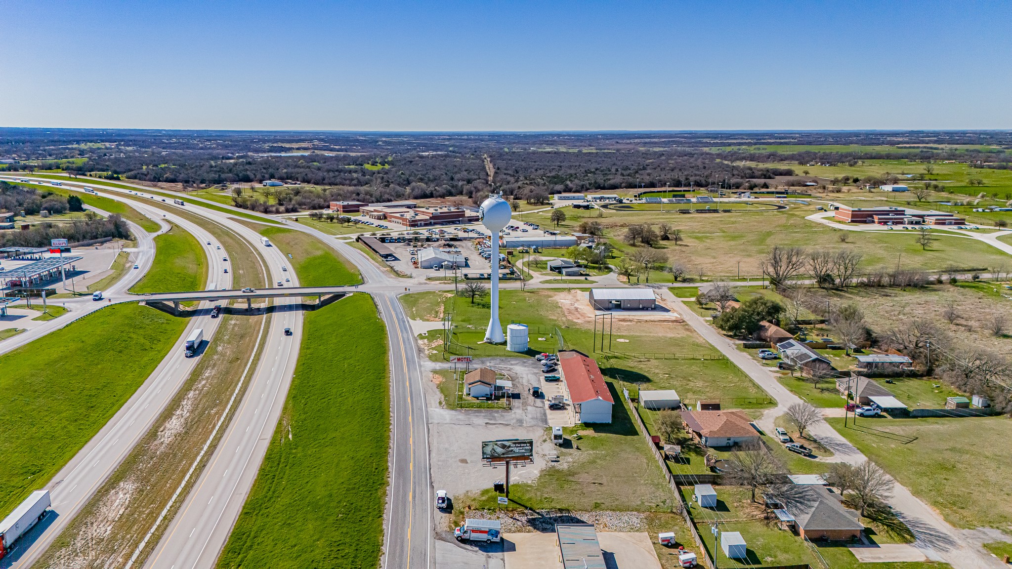 1157 W Bypass 287 Alvord TX 76255