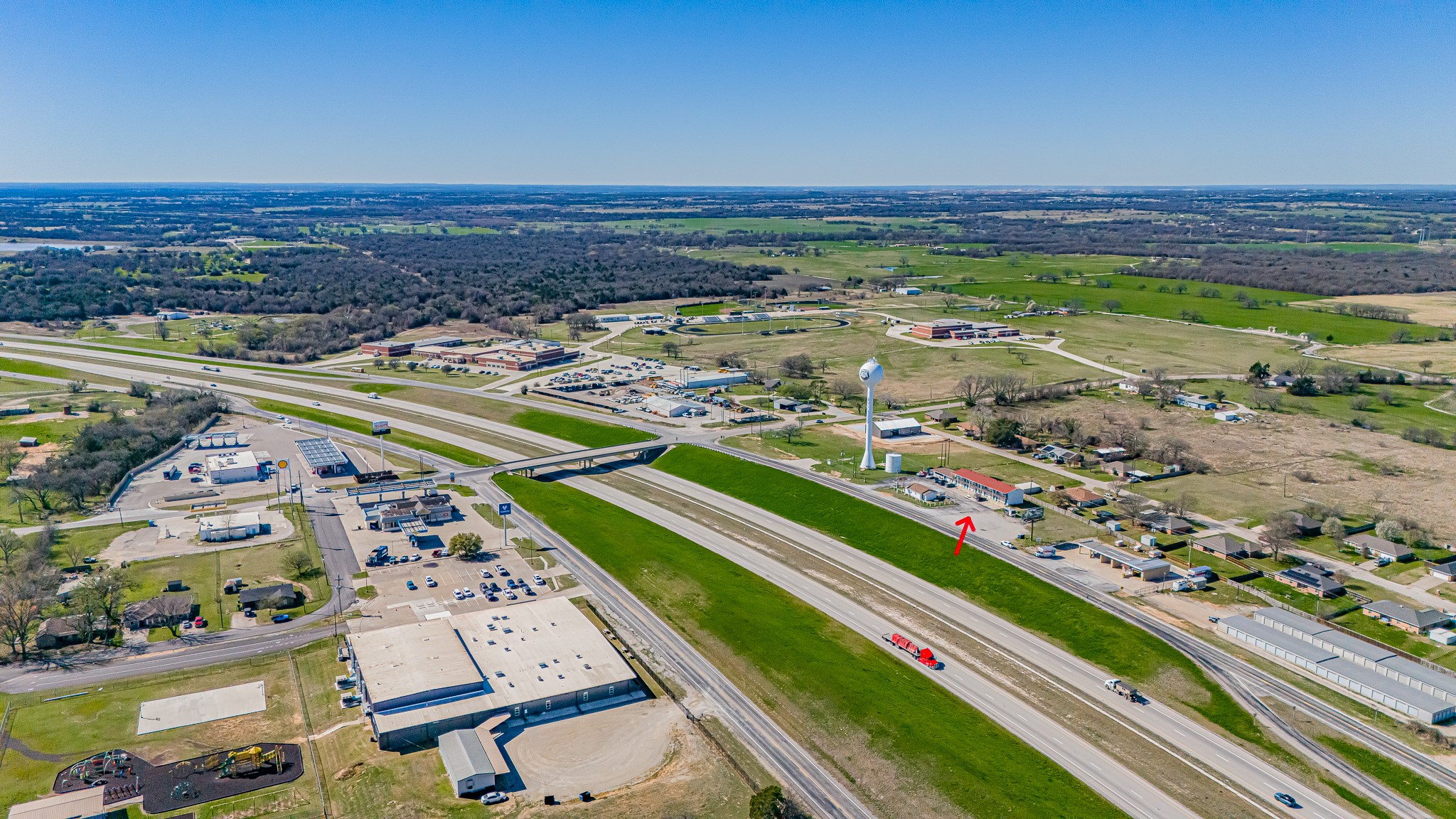 1157 W Bypass 287 Alvord TX 76255