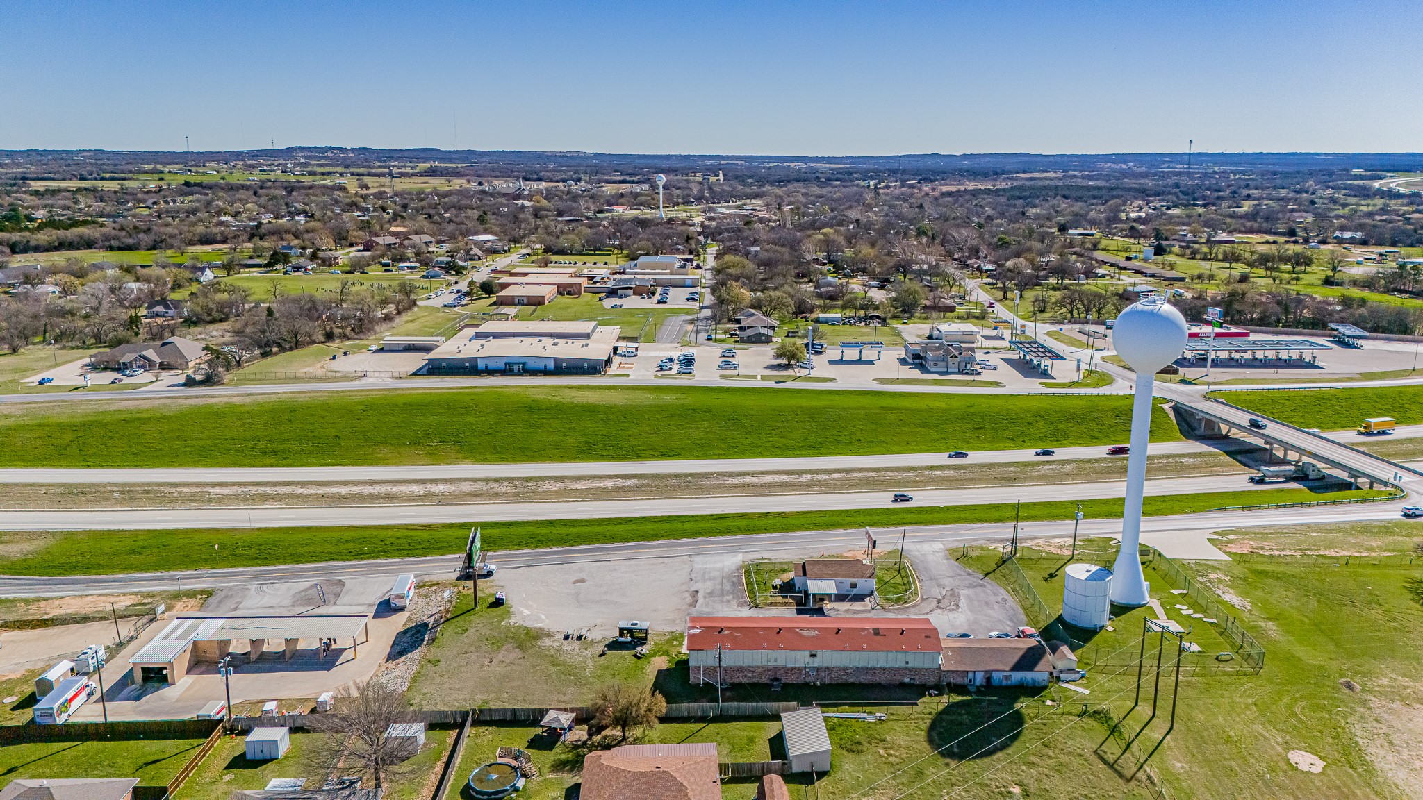 1157 W Bypass 287 Alvord TX 76255