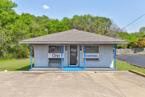 1207 S Main Street Weatherford TX 76086