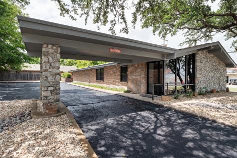 1512 Crestridge Drive Cleburne TX 76033