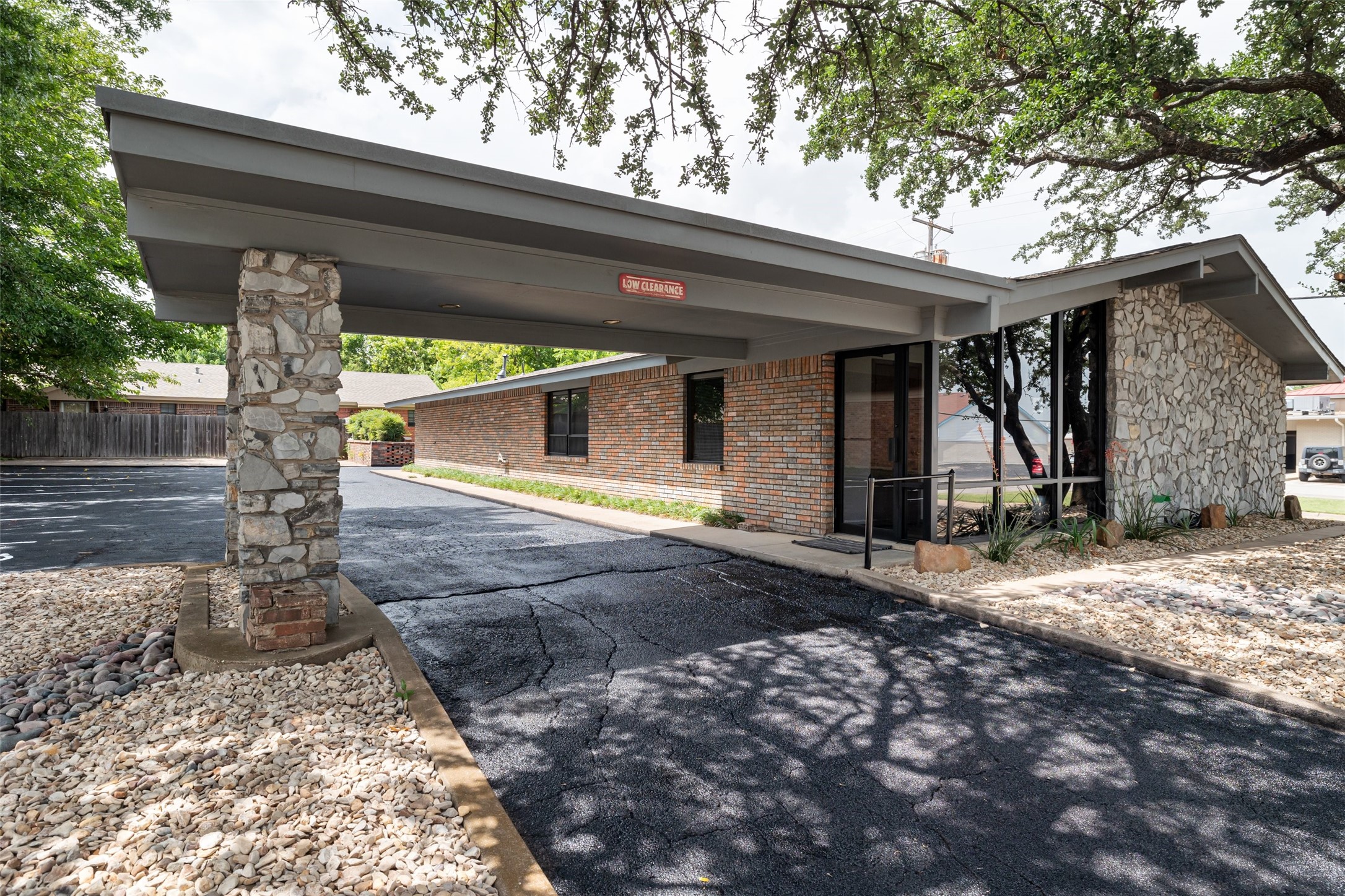 1512 Crestridge Drive Cleburne TX 76033