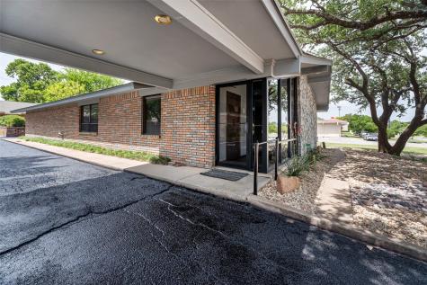 1512 Crestridge Drive Cleburne TX 76033