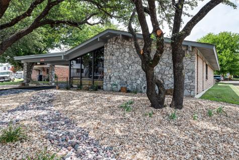 1512 Crestridge Drive Cleburne TX 76033