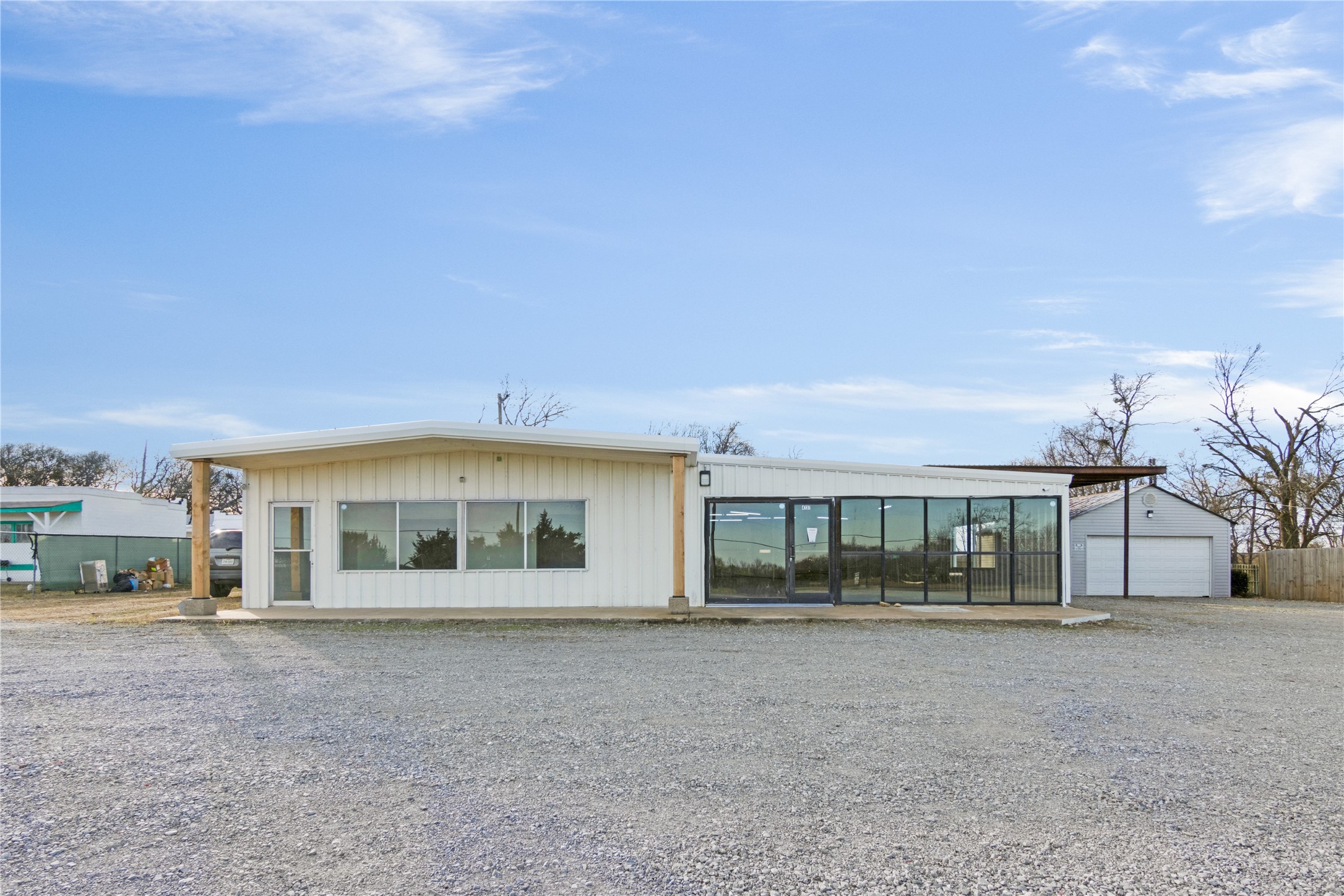 4737 N State Highway 91 Denison TX 75020