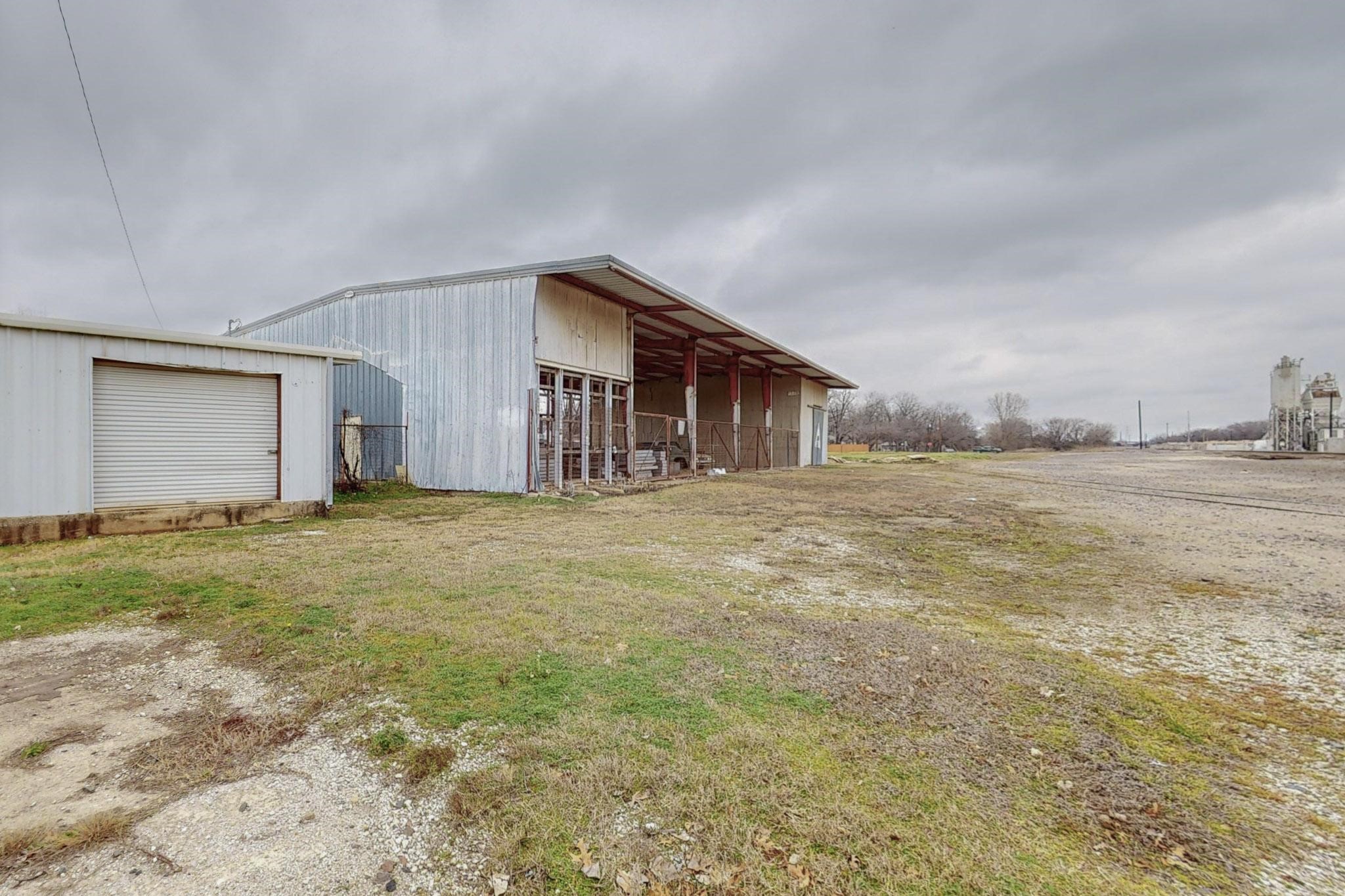 517 E Broadway Street Gainesville TX 76240
