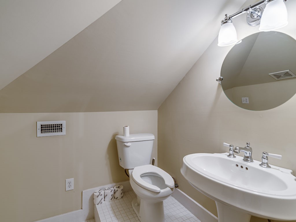 617 W Main Street Midlothian TX 76065
