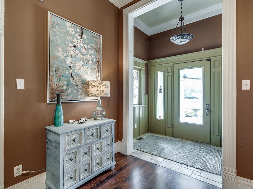 617 W Main Street Midlothian TX 76065