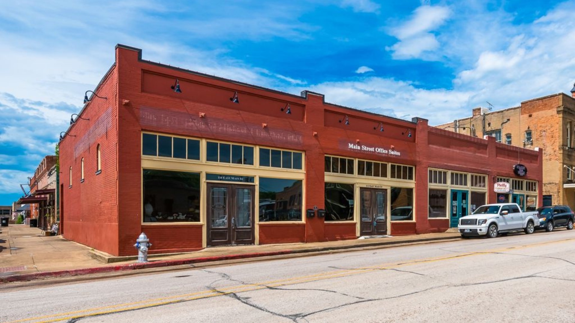 112 E Main Street Waxahachie TX 75165