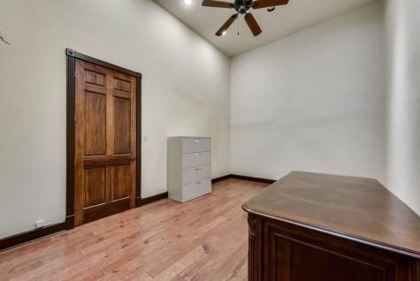 112 E Main Street Waxahachie TX 75165