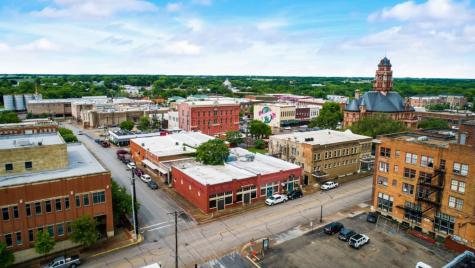 112 E Main Street Waxahachie TX 75165
