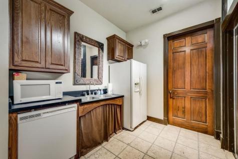 112 E Main Street Waxahachie TX 75165