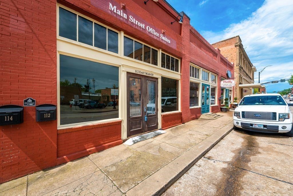 112 E Main Street Waxahachie TX 75165