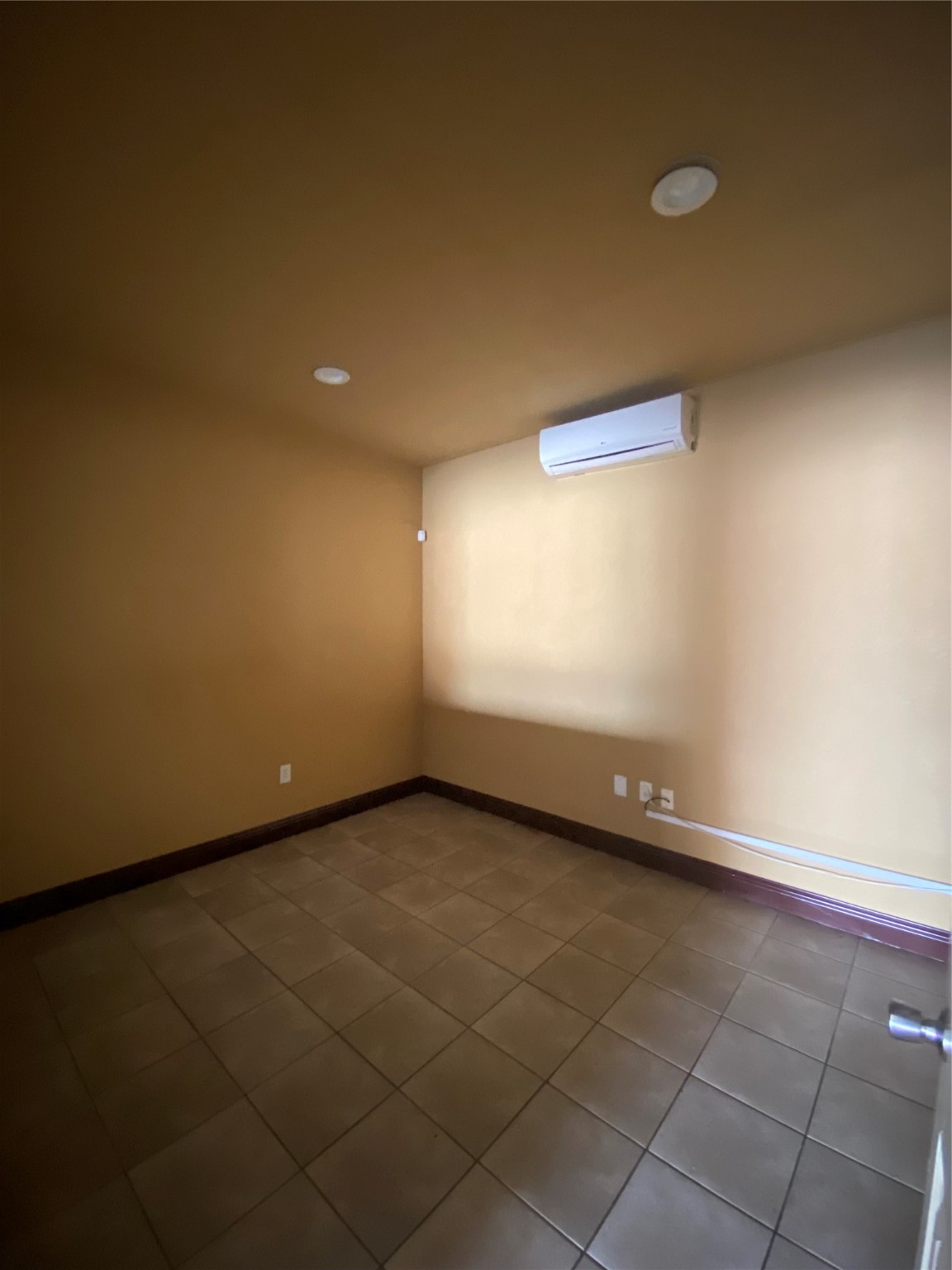 2277 Larson Lane Dallas TX 75229