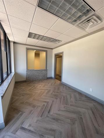 330 N 8th Street Midlothian TX 76065