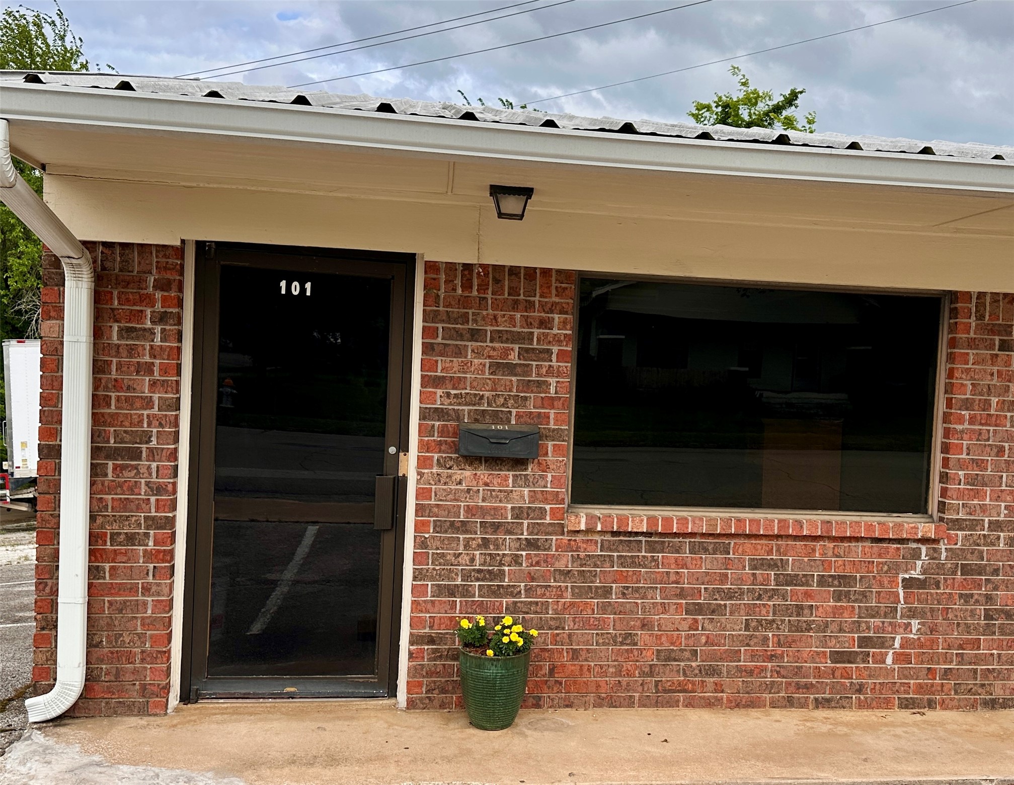 1200 S Mirick Avenue Denison TX 75020