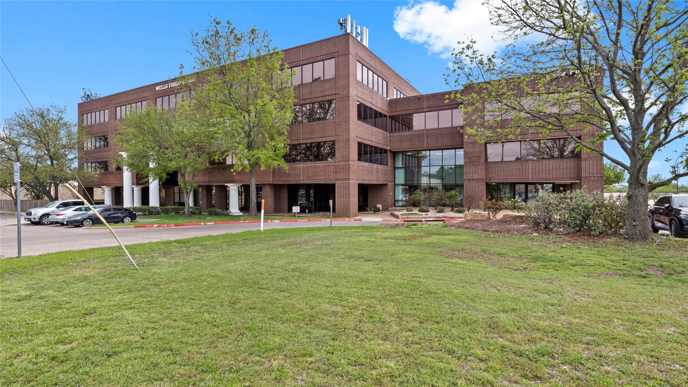 600 E Taylor Street Sherman TX 75090