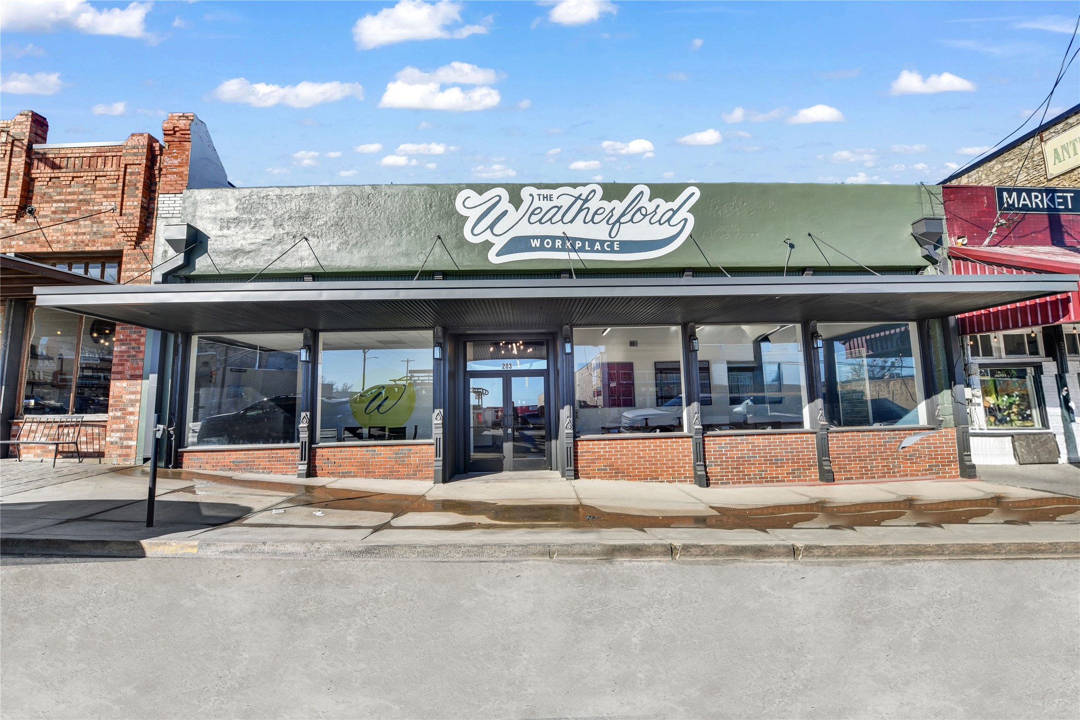 203 N Main Street Weatherford TX 76086