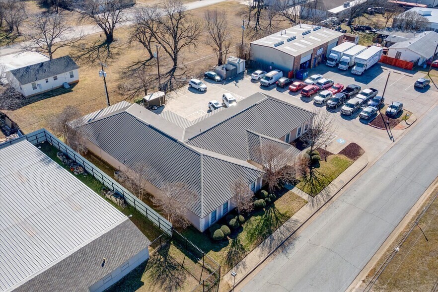 905 Heather Drive Euless TX 76040