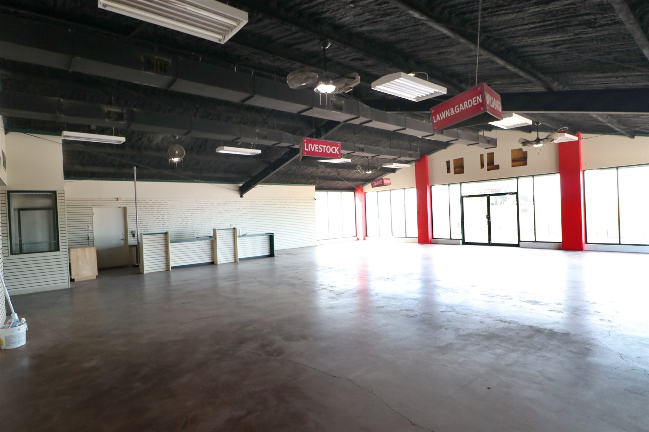 3098 W Washington Stephenville TX 76401
