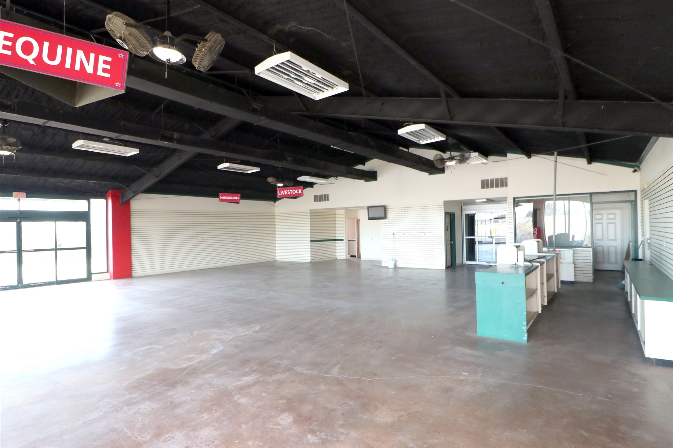 3098 W Washington Stephenville TX 76401