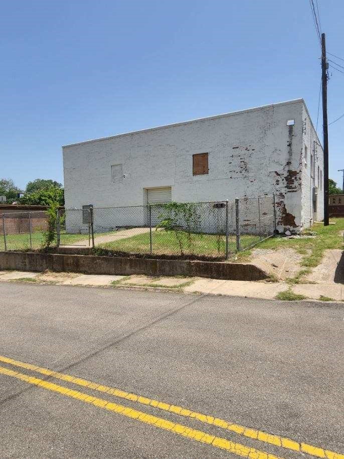 807 S Austin Avenue Denison TX 75020