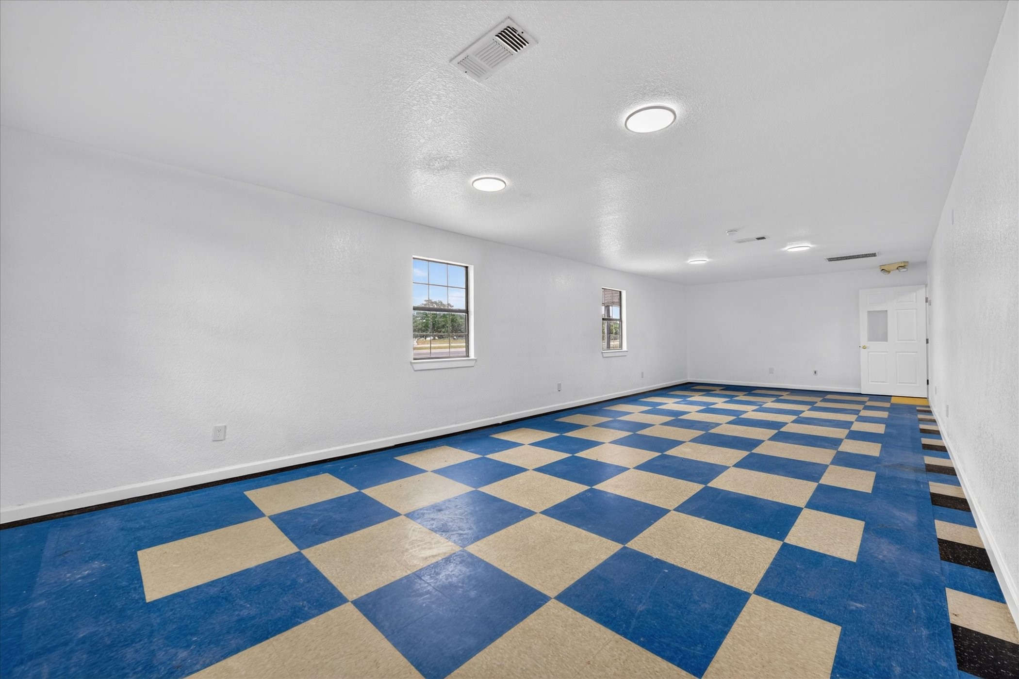 936 E Highway 199 Springtown TX 76082