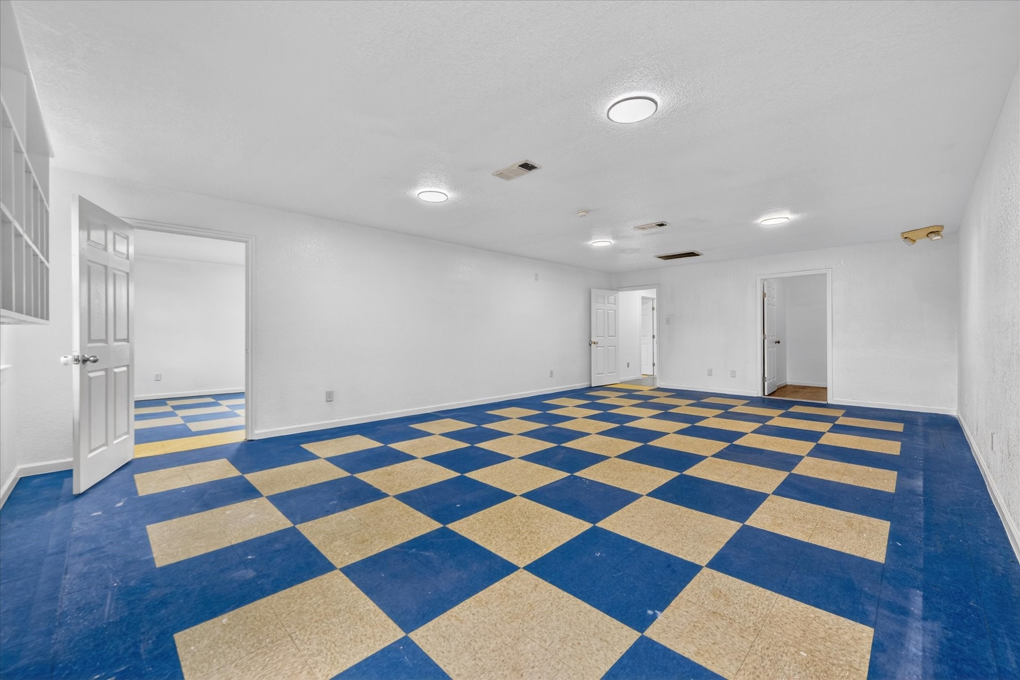 936 E Highway 199 Springtown TX 76082