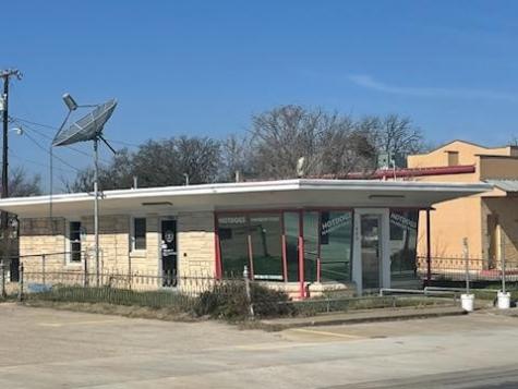 1004 S Key Avenue Lampasas TX 76550
