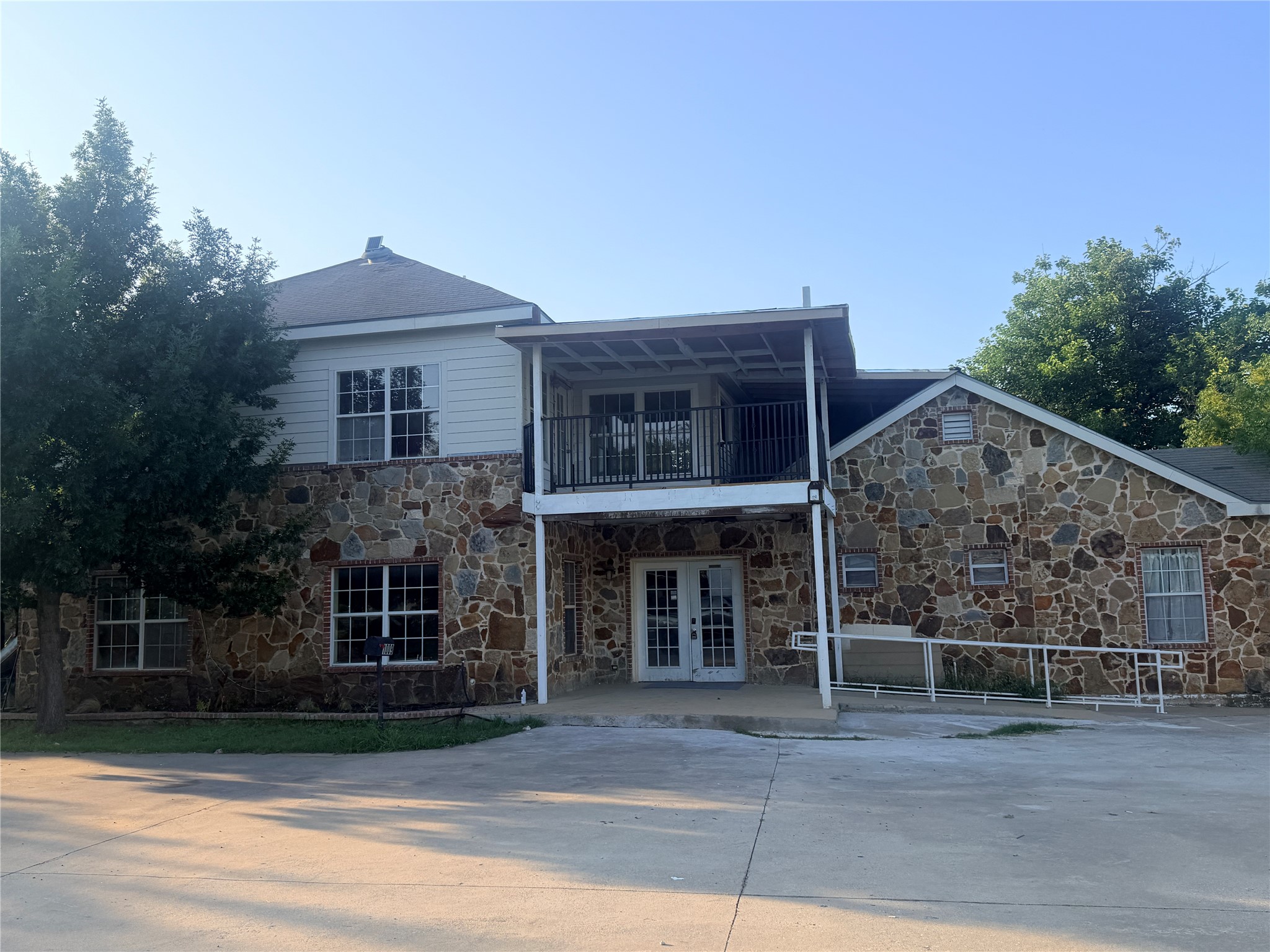 1009 N Tennessee Street Mckinney TX 75069