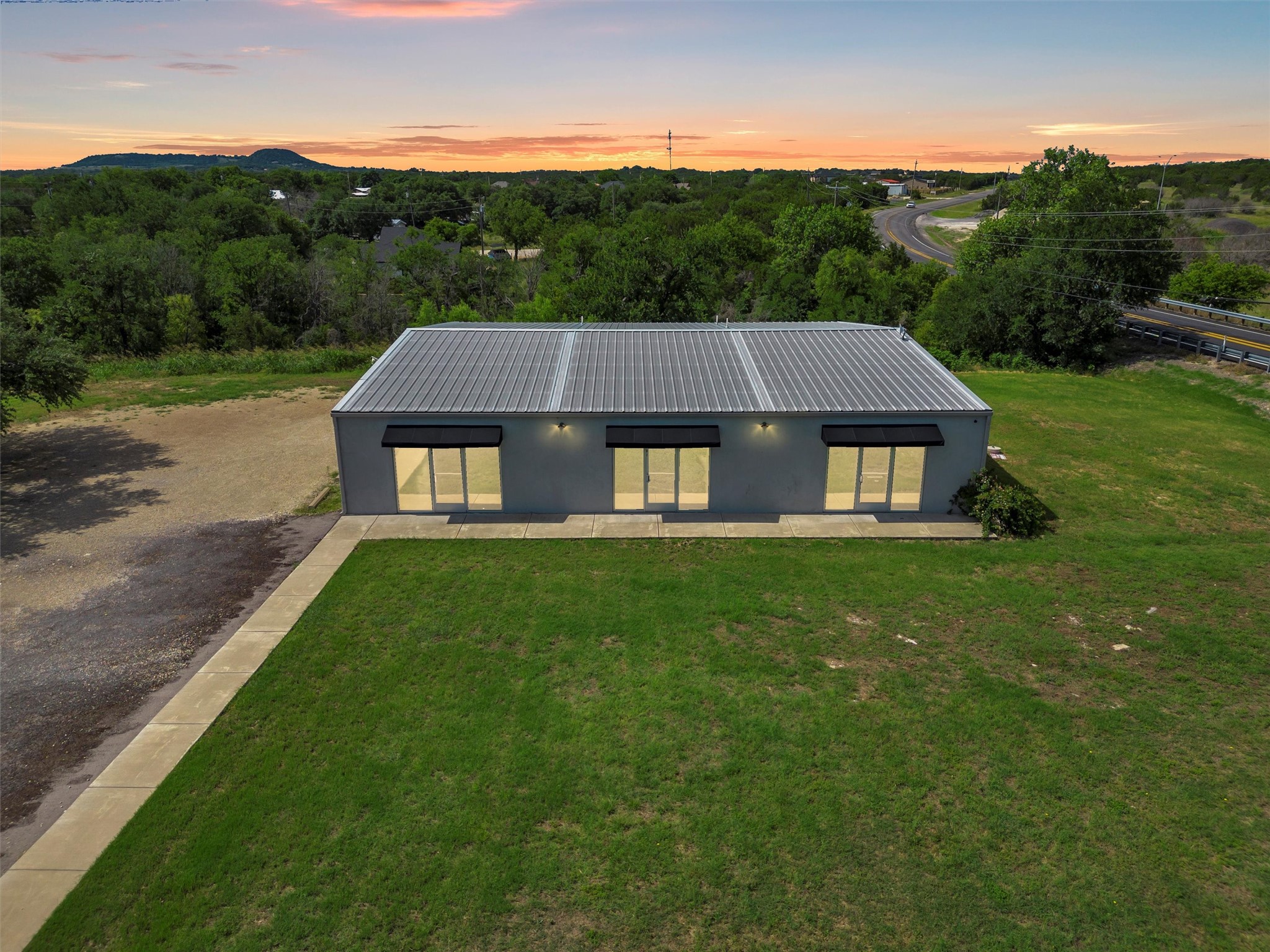 1555 Woodmere Trail Granbury TX 76048