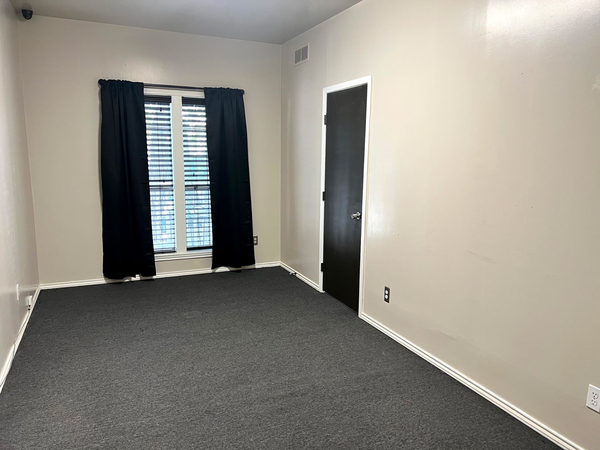 504 N Oak Roanoke TX 76262