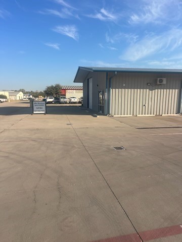 323 E Thomas Place Everman TX 76140
