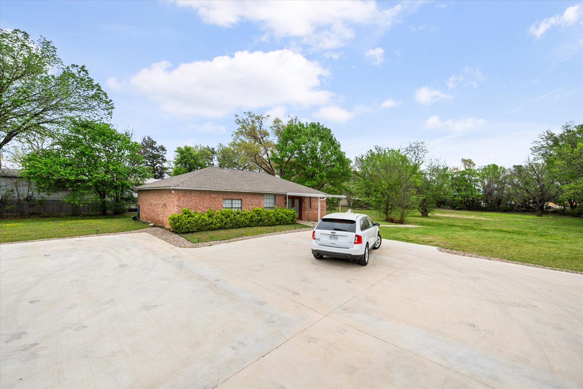 8850 Davis Boulevard Southlake TX 76248